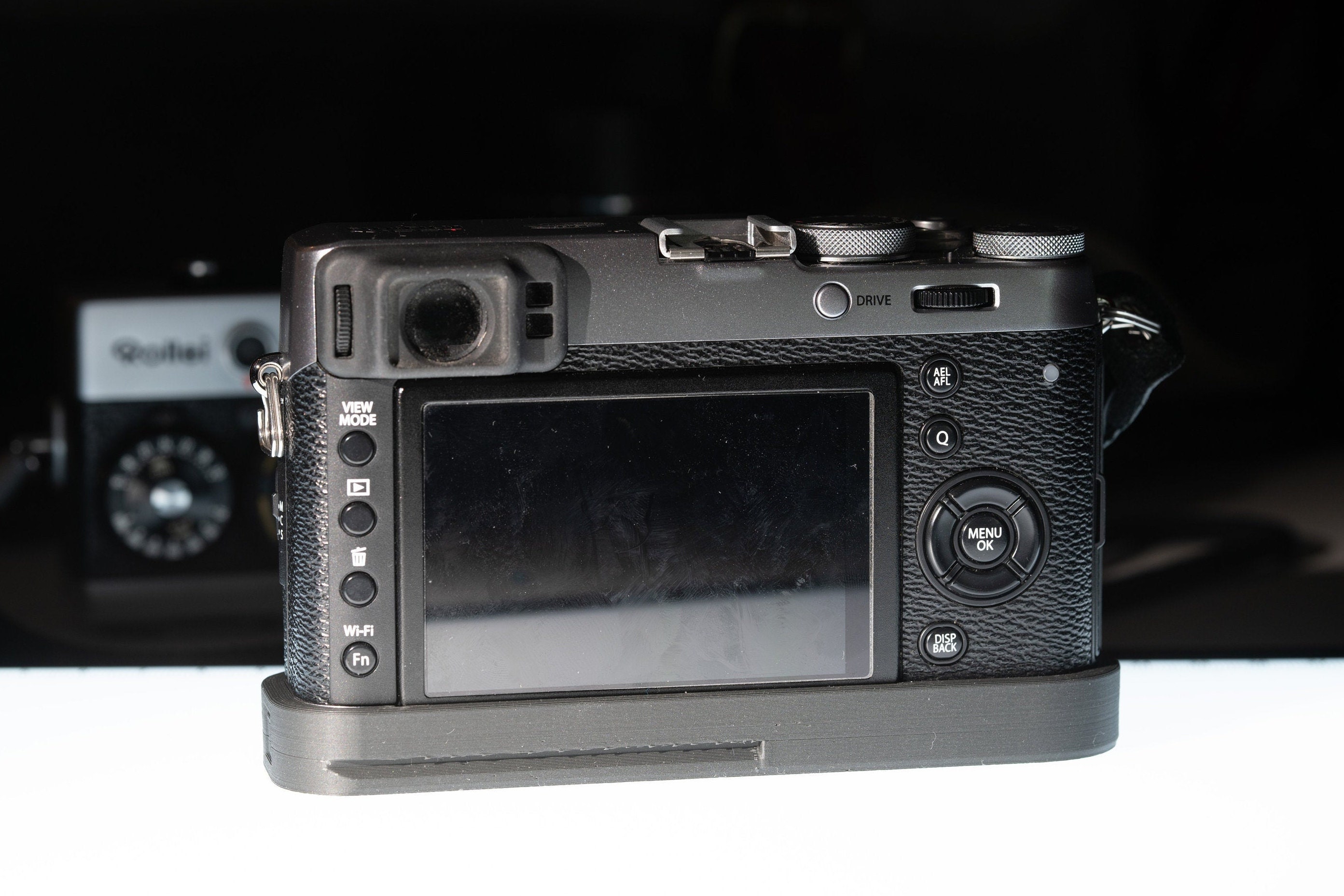 Fujifilm X100T + グリップ黒 Fujifilm Fuji X100T Camera Grip With Tripod Mount | 3D Printed