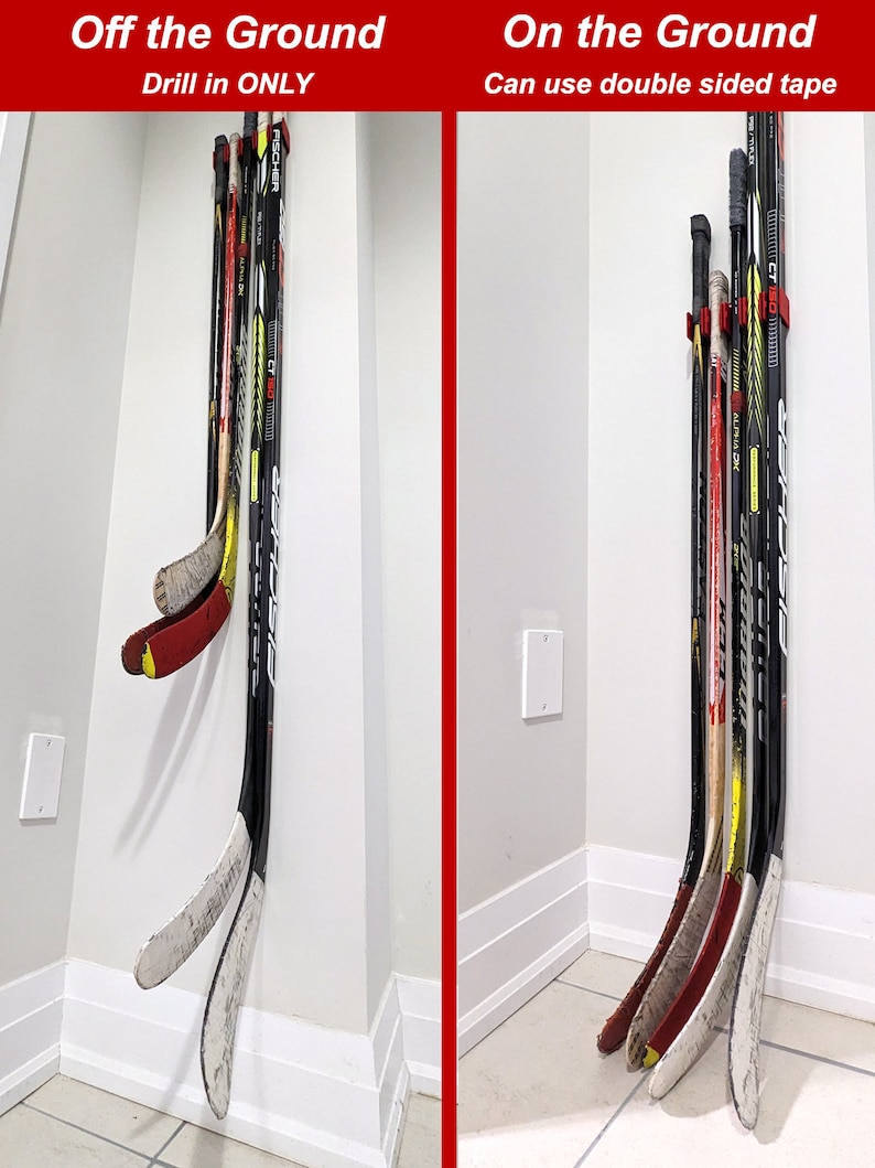 Puede incluir: Dos formas diferentes de guardar palos de hockey. A la izquierda, los palos est&aacute;n montados en la pared usando un m&eacute;todo de perforaci&oacute;n. A la derecha, los palos est&aacute;n montados en la pared usando cinta de doble cara. El texto "Off the Ground" y "On the Ground" es visible sobre cada conjunto de palos.