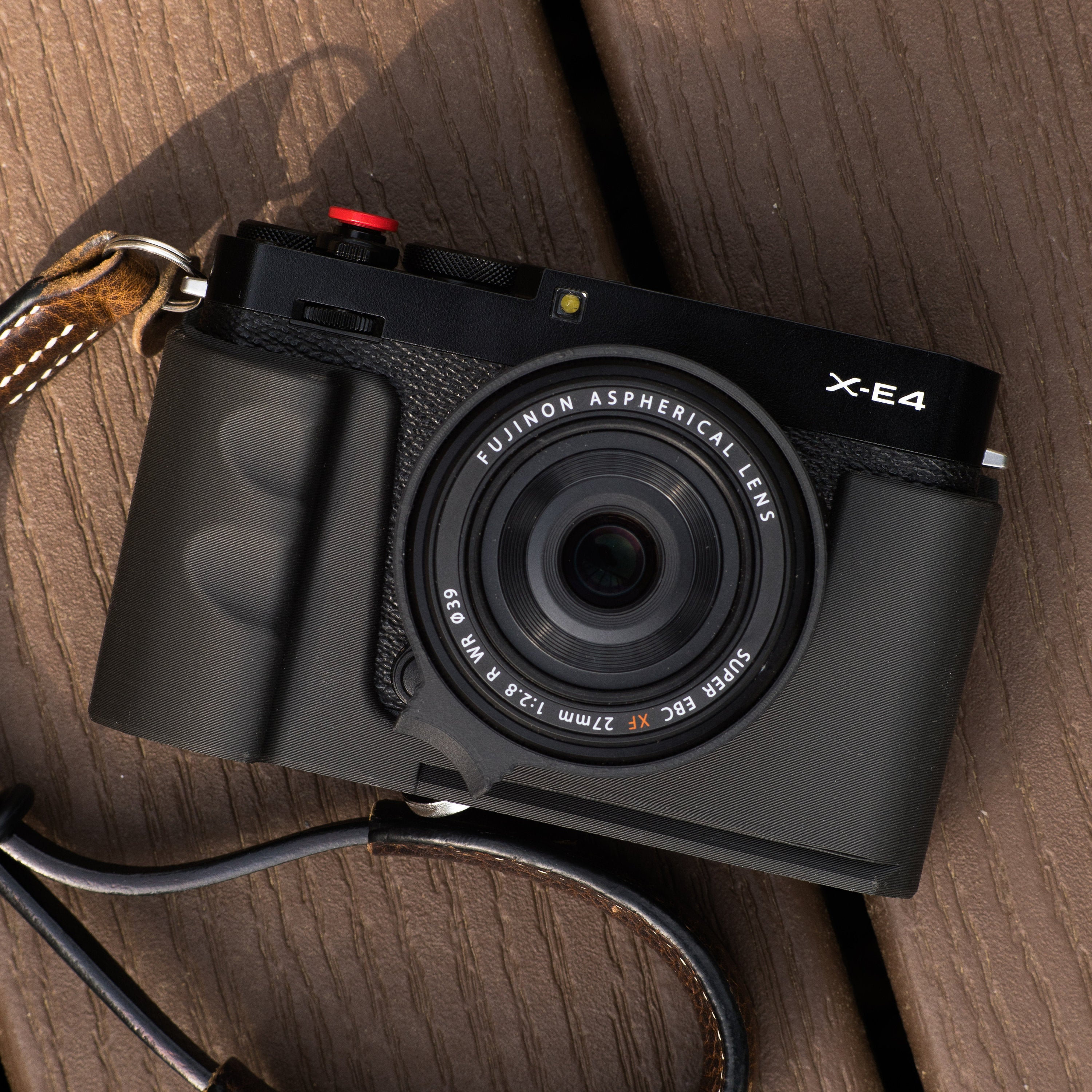 ユニークな富士フイルム X-E4 グリップ | サムレスト内蔵のフル ユニークな富士フイルム X-E4 グリップ | サムレスト内蔵のフル