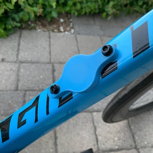 Apple Airtag Bottle Cage Mounting Case for Mountain Bike, Road Bike, Dirt Bike, Fat Bike | Bicycle Anti Theft | Find Your Bike Back