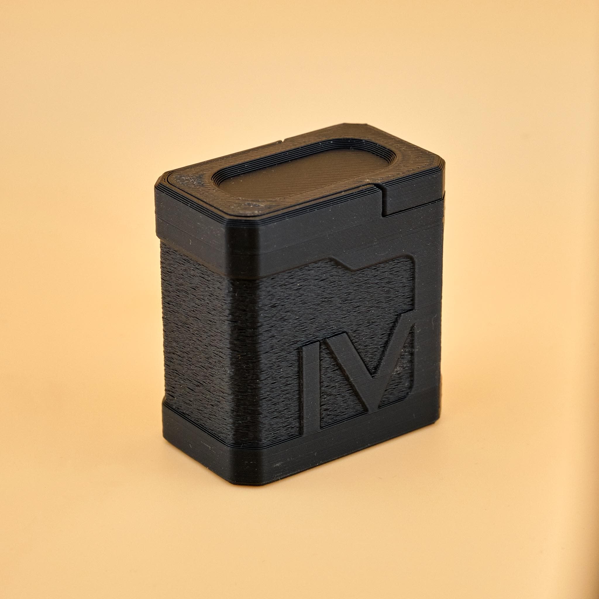 Ricoh GR IV - Dual Battery Holder With Magnetic Lock