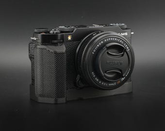 Fujifilm X-M5 Camera Grip with AirTag Slot | Ergonomic Camera Case | Photographer Gift| Gift Idea