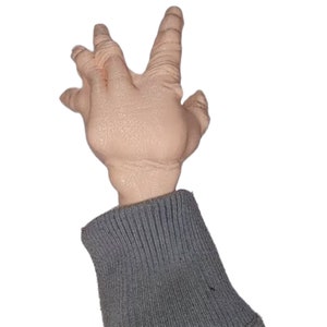 Strong Hand Replica