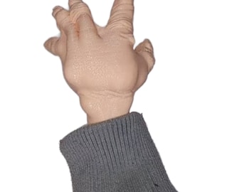 3D Printed Strong Hand Replica - Scary Movie Prop - Realistic Claw Hand for Cosplay & Collectors