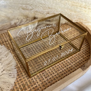 Personalisierte Ringschatulle | Ringbox aus Glas Eckig | Hochzeit | Ringkästchen | Glasschatulle für Schmuck | Ehering Box | Trockenblumen