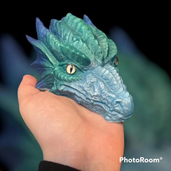 Custom Resin Dragon Heads Iridescent Stunning Eyes Fairytale Dungeons and Dragons