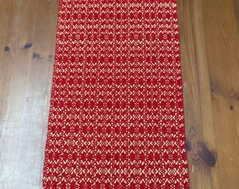 Handgeweven kerstster design tafelstuk dubbelzijdig: handgemaakt rood en goud kersttafeldecor