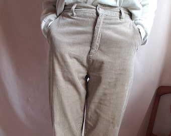 Vintage Woolrich Corduroy Pants – High Waisted, Relaxed Fit, Women's Sz 8