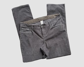 Corduroy Pants 14 Women's - Mid rise Straight Leg 5 pocket zipper fly - Eco-friendly vintage clothes shop