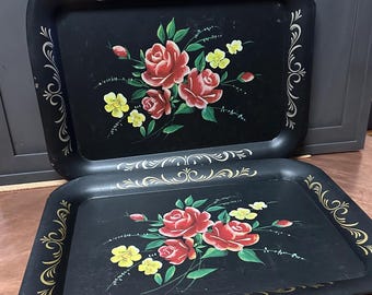 Black metal trays 18"x13" 2 Vintage serving trays - Cleaning the earth one piece at a time...