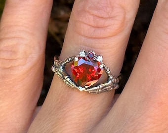 Gothic Skull Claddagh Ring - Unique Gothic Wedding Band