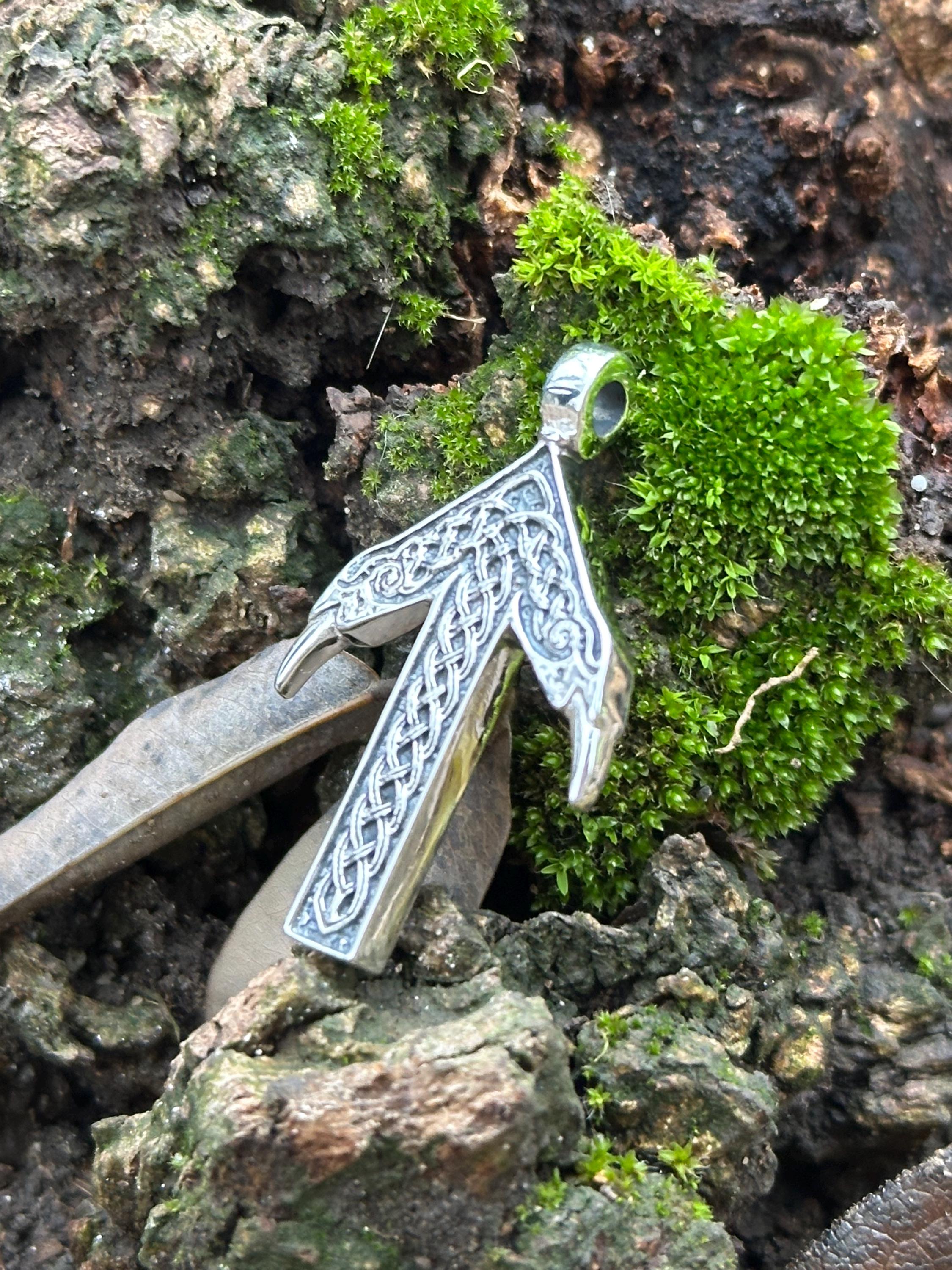Viking Rune Tyr Pendant – Norse Raven Necklace – Odin’s Symbol Amulet ...