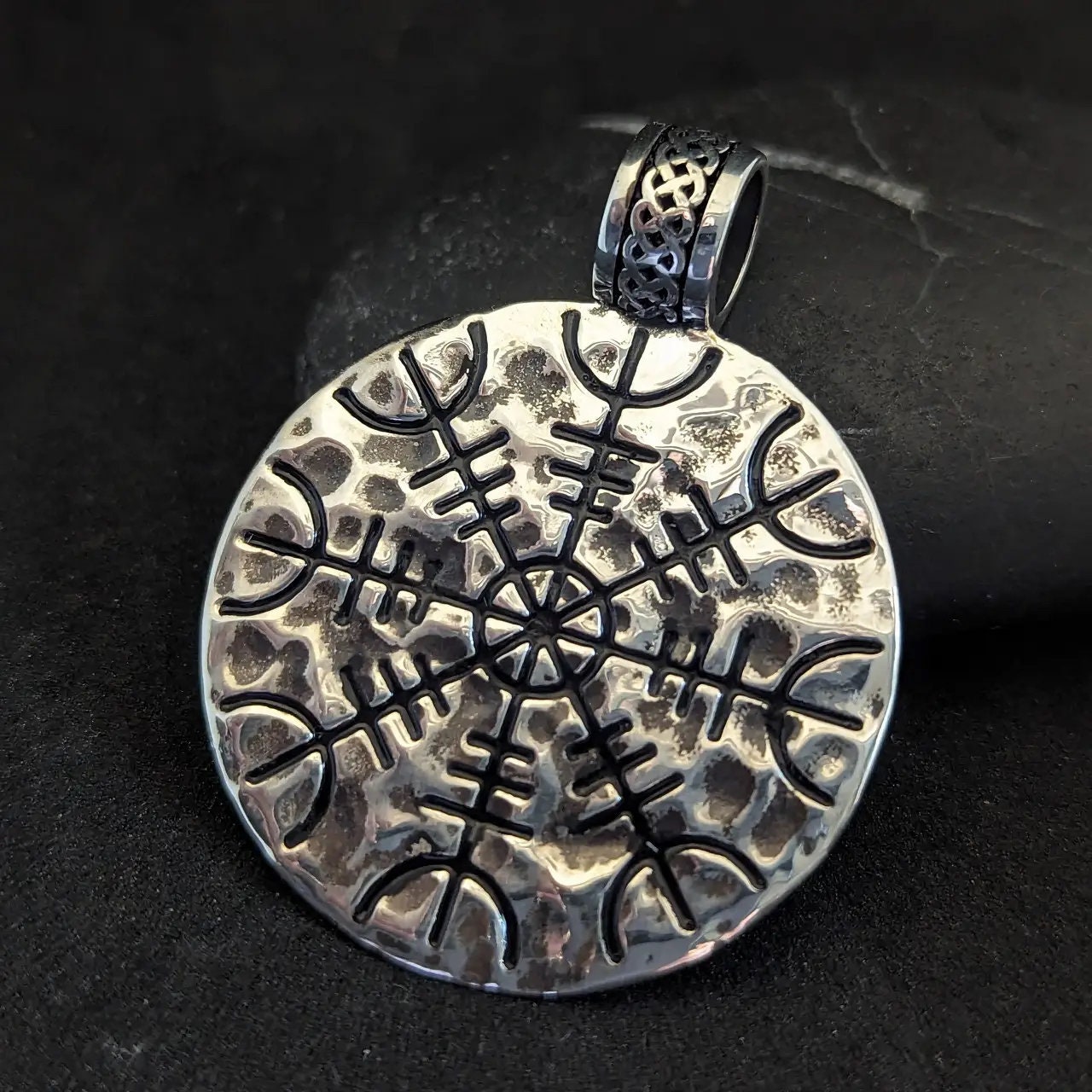 Runic Pendant Norse Runic Compass Vegvisir Pendant - Aegishjalm Amulet on Stone - Etsy