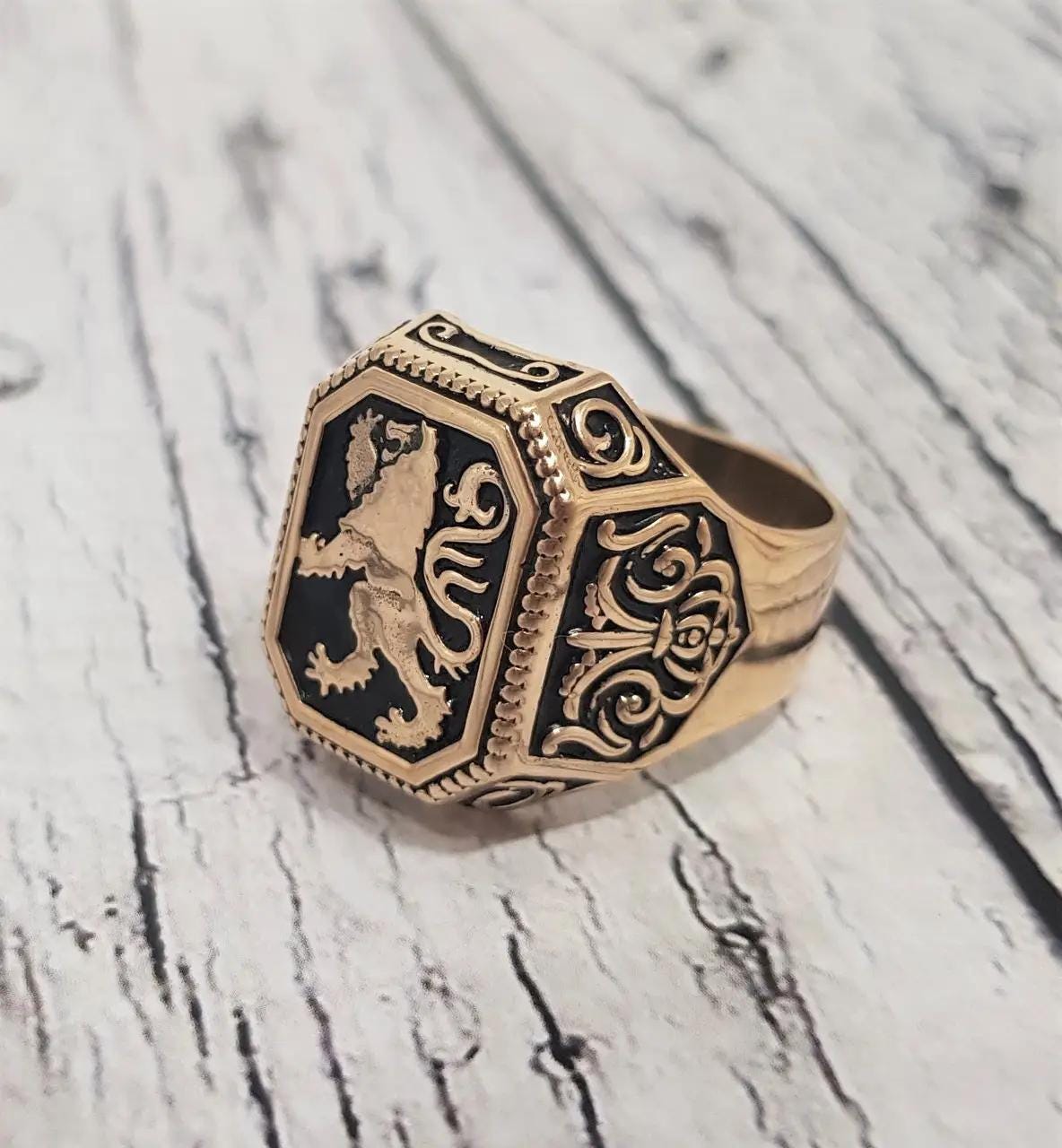 Lion Crest Signet Ring – Heraldic Shield Ring for Men – Medieval Style ...