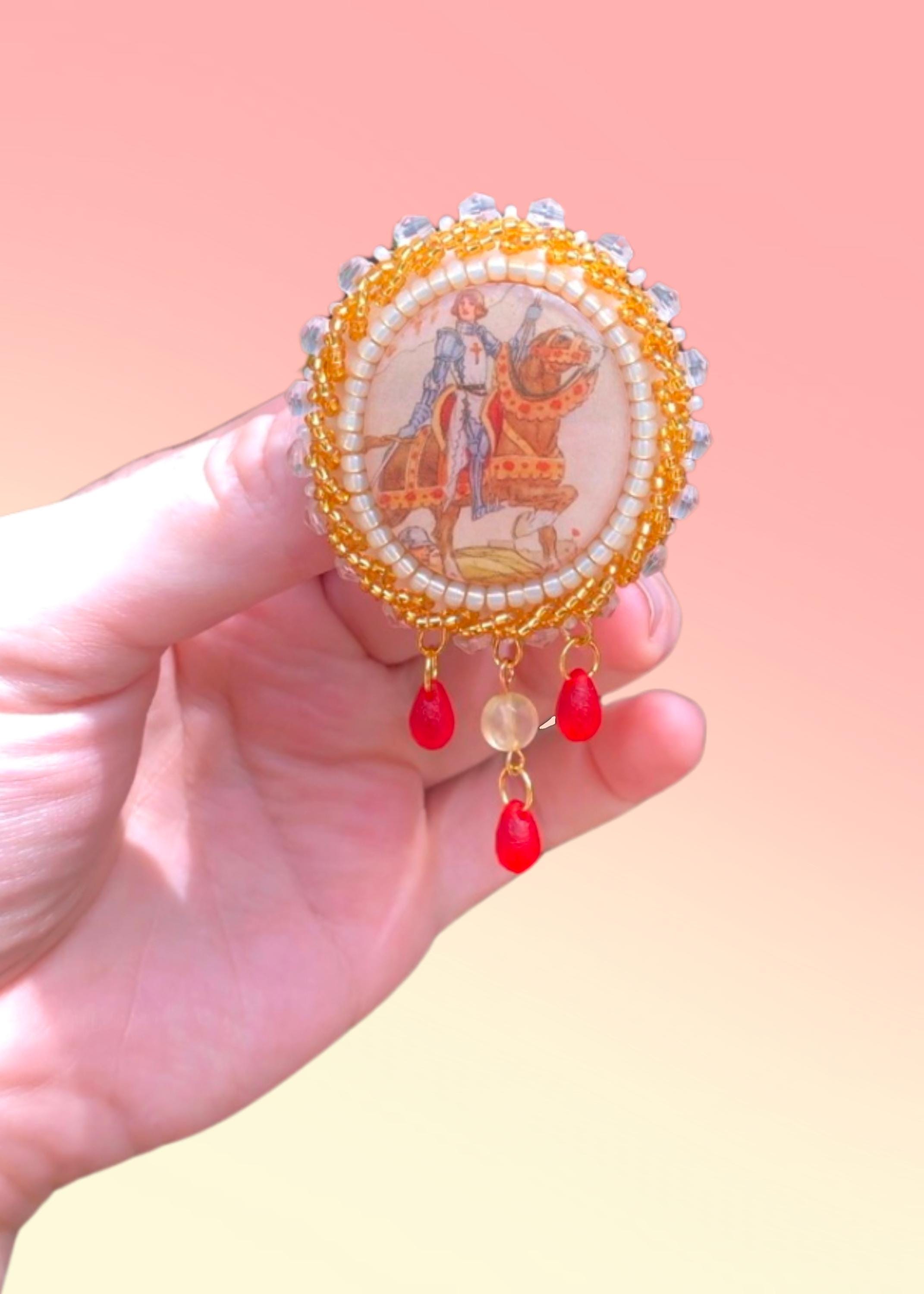 Broche Jeanne D'Arc Vintage - Modèle 1870 - Belle Pièce Historique - Occasion