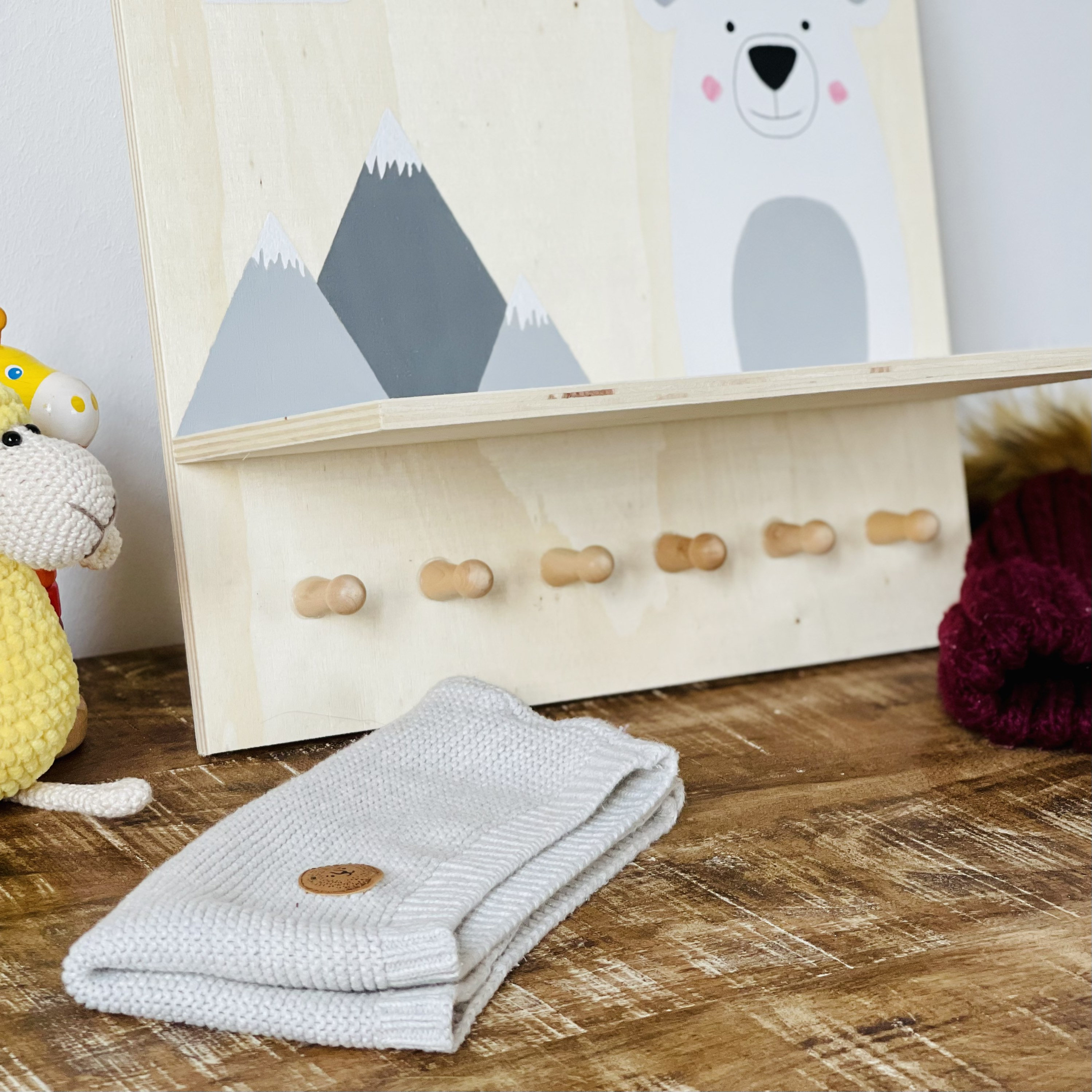 Garderobe für Kinder aus Holz personalisiert mit Name zum | Etsy