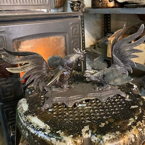 Moulage en laiton fait à la main, sculpture de coq, coq Français, décoration animale vintage, décoration intérieure fabriquée à la main, figure antique