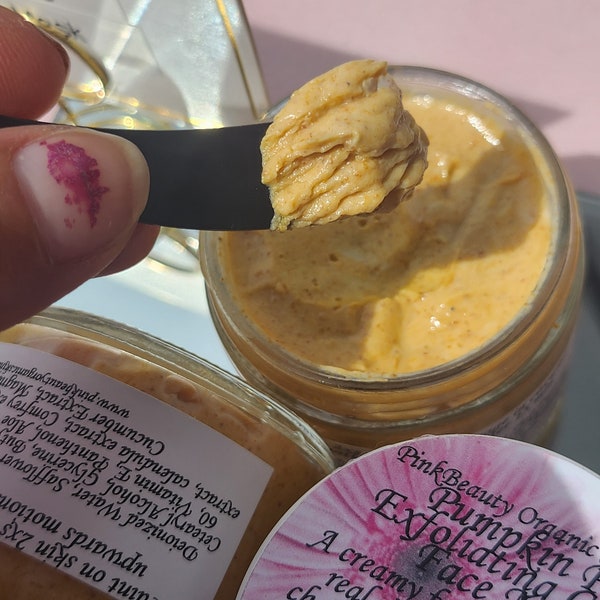 Pumpkin Pie Exfoliating Cream face mask