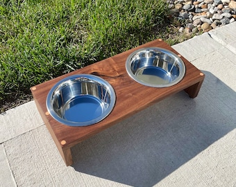 Raised Dog Bowl Feeder
