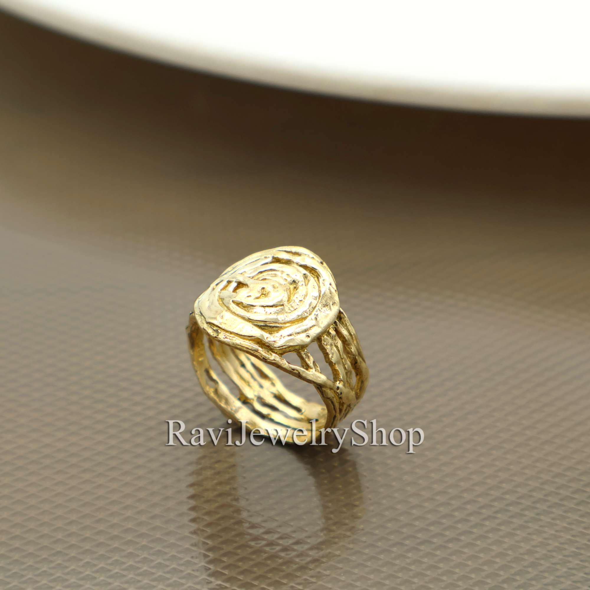 彫刻された渦巻きリング - Etsy 日本