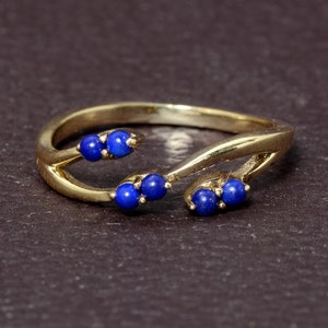 Lapis lazuli, Lapis Stacking Ring, Tiny Lapis Ring, Gemstone Ring, Lapis Lazuli Ring, Gemstone Stacking Ring, Blue Lapis Lazuli Stone, Gift