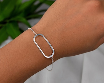 Sterling Silver Paperclip Bracelet, Minimalist Geometric Link Bracelet, Dainty Everyday Chain Bracelet, Modern Jewelry Gift for Her
