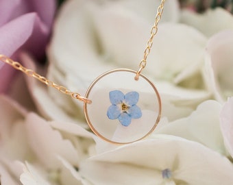 Miscarriage gift, Forget me not pressed flower necklace. Bereavement gift necklace. Sympathy necklace. Remembrance gift jewelry
