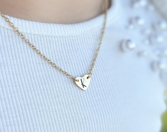 Children personalized Initial necklace. Little girls necklace gift for Christmas and birthday. Kids heart shape engraved necklace gift