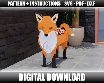 May include: Orange fox planter with black legs and a white flower pot inside. The planter is on a grey tiled floor. The text "Pilibri" is on the planter.