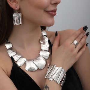 Hammered Silver Statement  Necklace For Women,Wrap Statement Necklaces,Bohemian  Silver Necklace,Chunky Silver Necklace,Boho Chunky Necklace