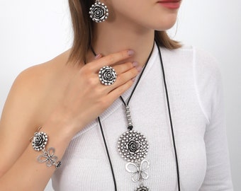 Silver Plated Floral Necklace,Earrings,Bracelet,Ring Boho Style Jewelry Set