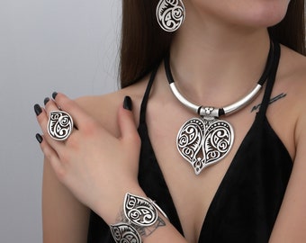 Artisan Silver Plated Tribal Necklace,Bracelet,Earrings,Ring Jewelry Set