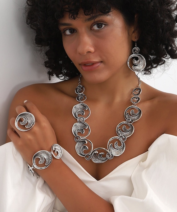 Hammered Silver Plated Sea Wave Necklace Bracelet Earrings Ring Jewelry Set