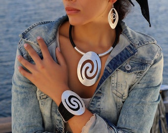 Silver Plated Boho Necklace Bracelet Earrings Jewelry Set