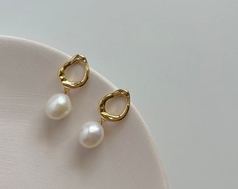 Baroque Pearl Drop Earring,Wedding Jewelry,Real Freshwater Pearl Earrings Dangle,Gold Pearl Earrings,Bridesmaid Gift