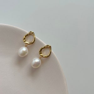 Baroque Pearl Drop Earring,Wedding Jewelry,Real Freshwater Pearl Earrings Dangle,Gold Pearl Earrings,Bridesmaid Gift
