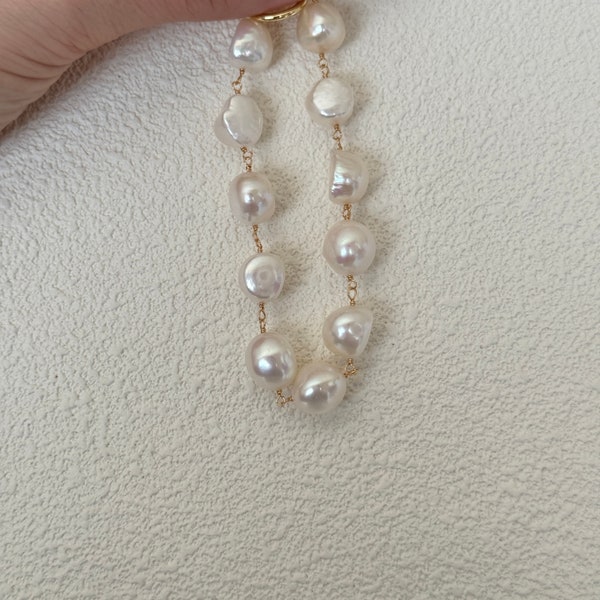 Unique Baroque Pearl Bracelet
