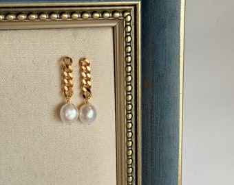 Gold Chain Pearl Drop Earrings,Bridesmaid Gift,Wedding Jewelry,Long Dangle Earrings,Minimalist Earrings,Bridal Pearl Earrings