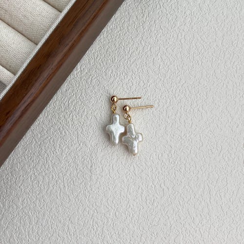 Pearl Cross Dangle Earrings,Cross jewelry,Real Freshwater Pearls,Minimalist Earrings,Wedding Gift