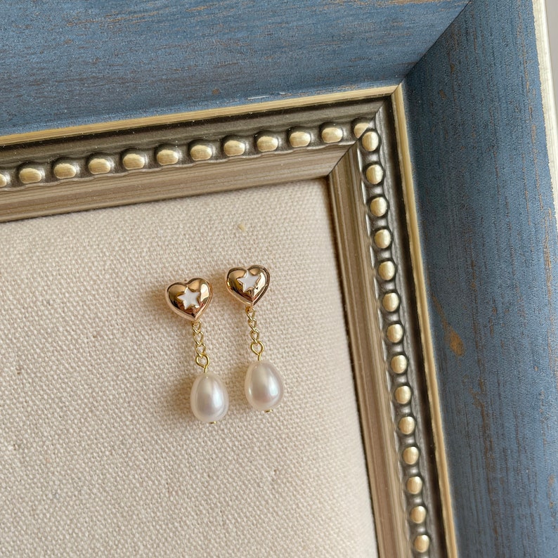 Heart Pearl Drop Earrings,Minimalist Earrings,Gold pearl Earrings,Dainty Earrings,Birthday Gift image 5