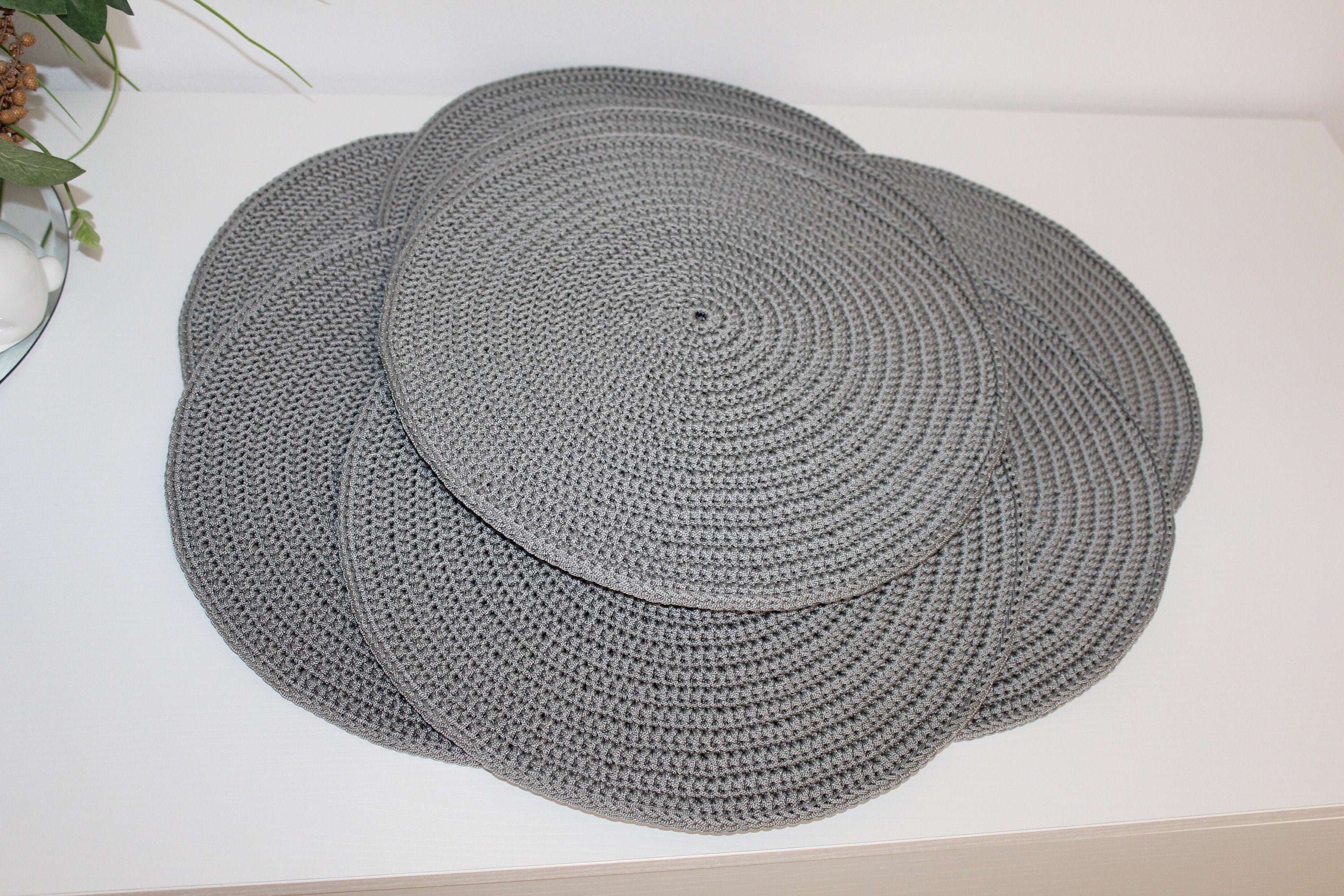 Place Mats for Dining Table, Grey Set of Placemats, Round 12 Inch Desk