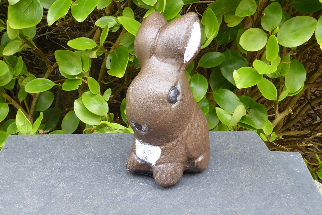 Cute Sitting Rabbit Garden Ornament Cast Stone 17cm Tall Handcrafted