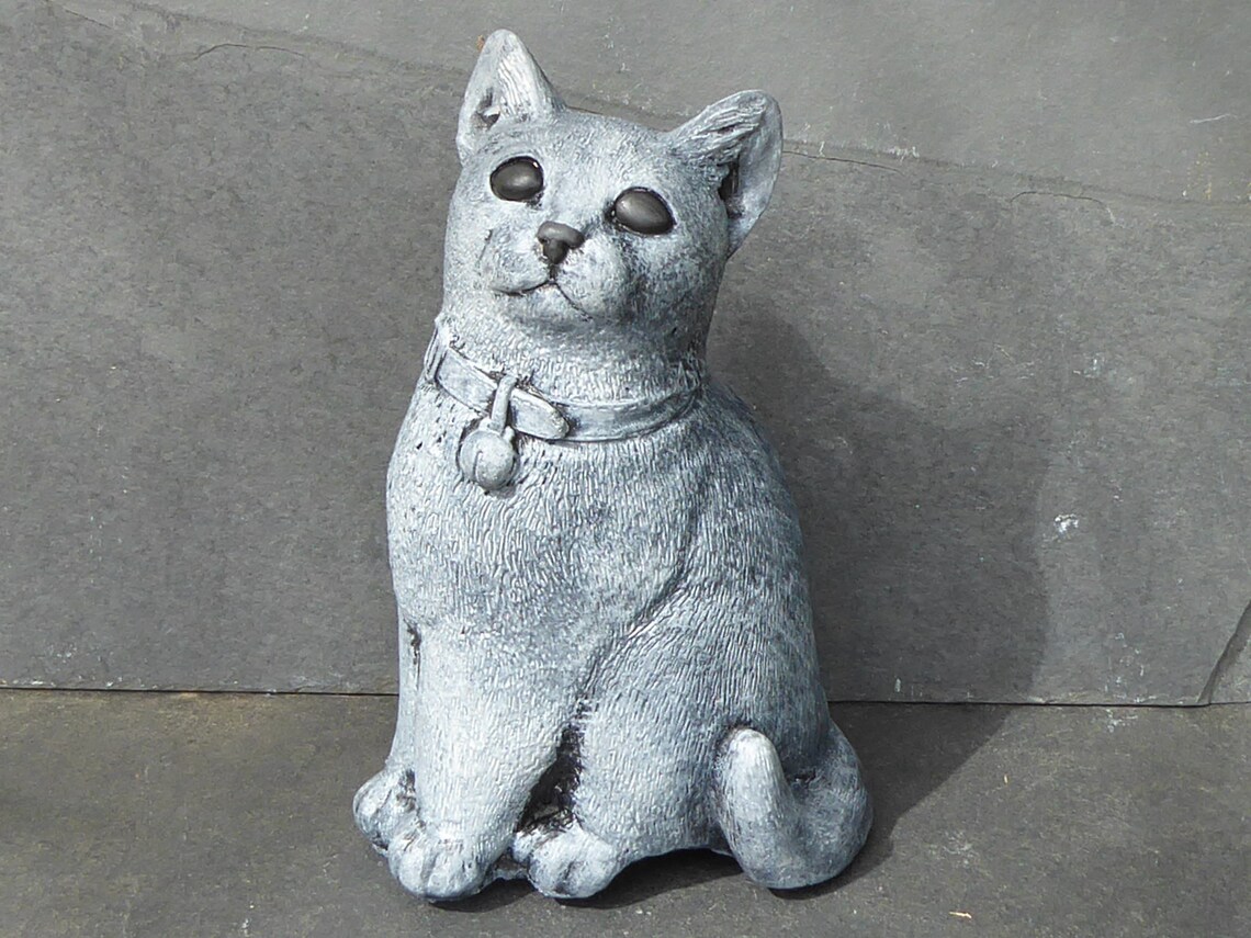 Cute Cast Stone Sitting Cat Garden Ornament Hand Crafted 17cm Etsy