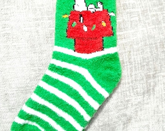 ADULT Snoopy Fuzzy Logo Socks