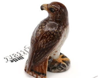 Little Critterz Tail Hawk Buteo Brown Bird - Home Decor Bird Collectible Figurine Birthday Gift - Miniature Porcelain Figurine