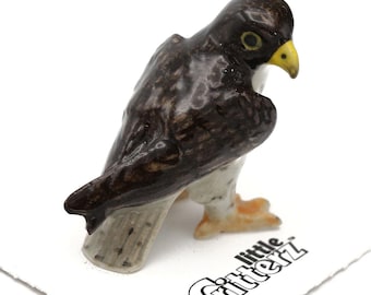 Little Critterz Falcon - Peregrine Falcon Stoop Bird - Home Decor Bird Birthday Gift Collectible Figurine - Miniature Porcelain Figurine