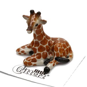 Little Critterz Brown Giraffe Calf &quot;Aerial&quot; - Home Decor Animal Decorative Figurine - Miniature Porcelain Figurine