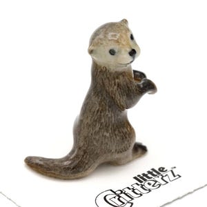 Little Critterz Brown Otter Asian Otter Nimble-Handcrafted Home Decor Animal birthday Gift Decorative Figurine-Miniature Porcelain Figurine