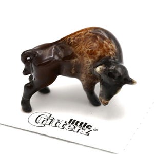Little Critterz Brown Bison American Bison &quot;Prairie&quot; - Home Decor Animal Decorative Figurine - Miniature Porcelain Figurine