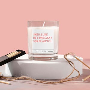 Förlovningspresent. Lycklig jävel. Rolig förlovningspresent. Fräckt förlovningsljus, roligt. Till hennes förlovningspresentset.